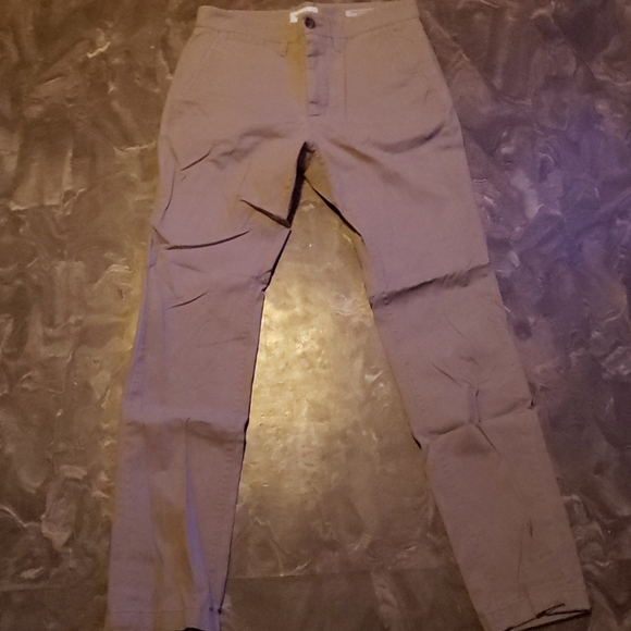 Goodfellow khakis - Picture 2 of 4